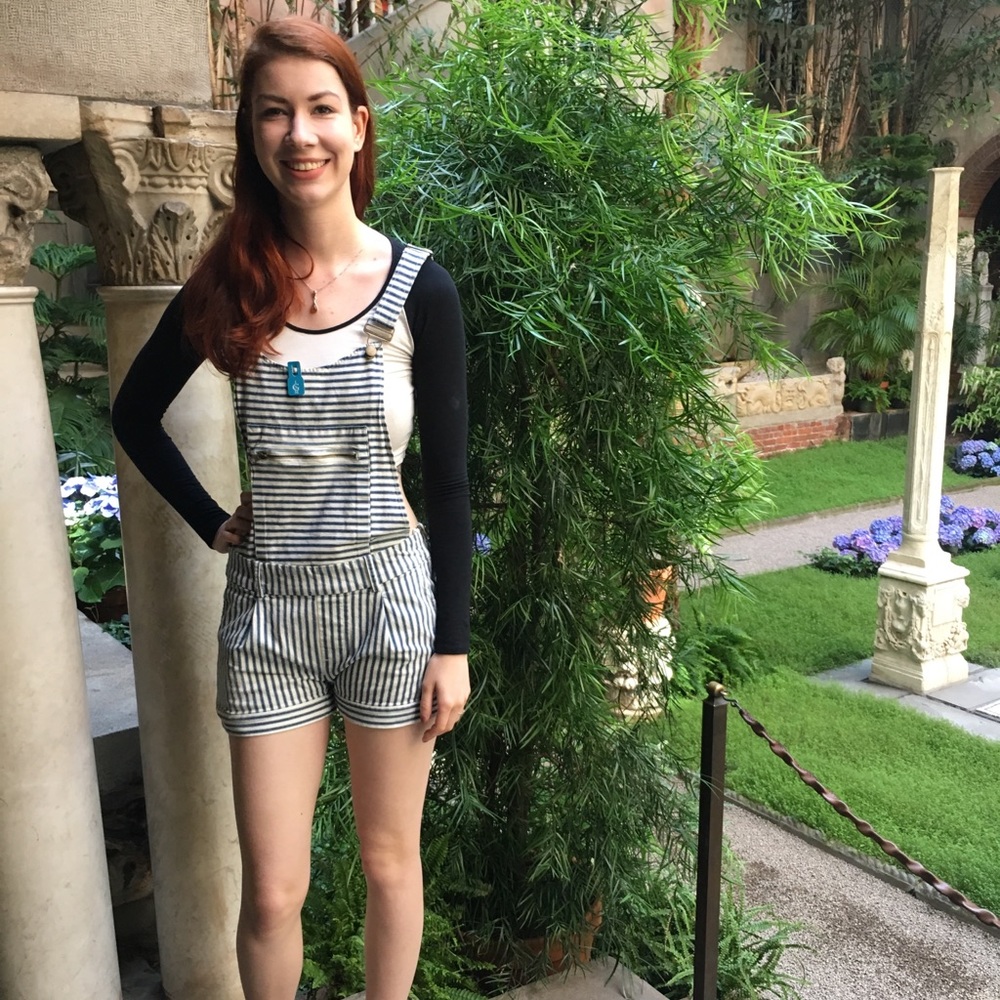 Meet your Posher, Klara